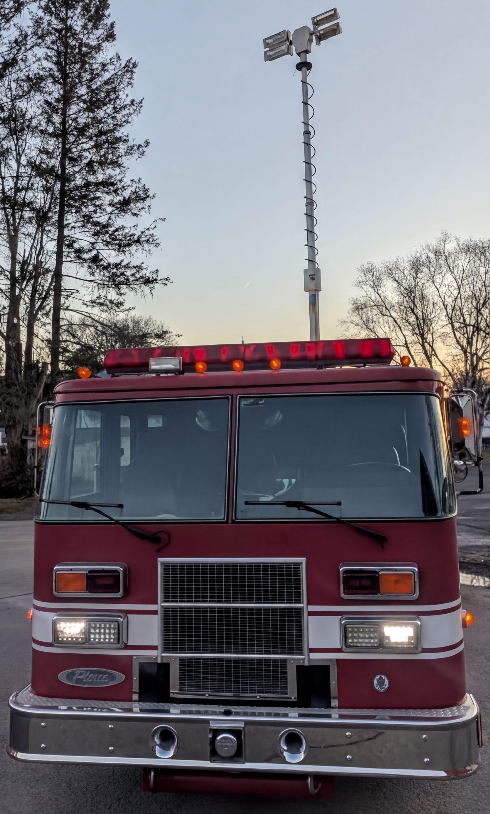 1994 Pierce Heavy Rescue - image 3