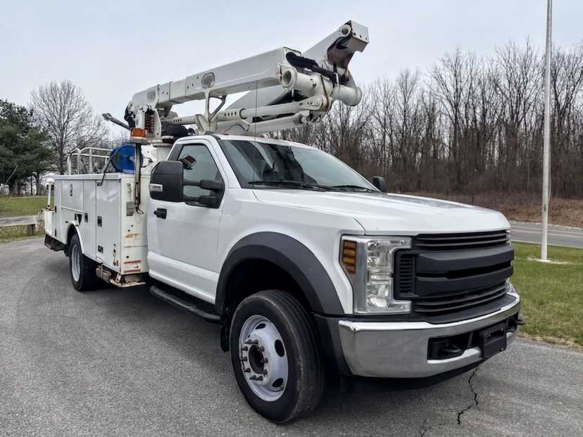 2019 Ford F550 Bucket Truck w/ Altec AT48S Boom (53 ft) — photo 2