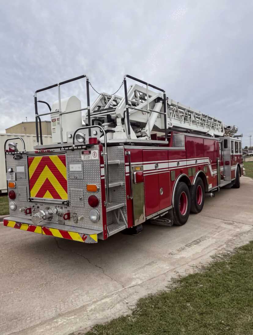 1998 Pierce Arrow 105' Aerial — photo 3