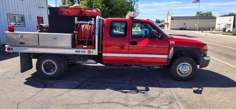 2004 GMC Brush Truck — photo 3