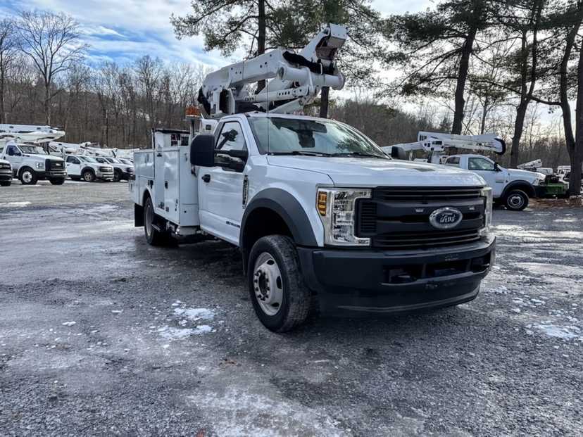 2019 Ford F550 4×4 Bucket Truck w/ Altec AT41M Boom (46 ft) — photo 2