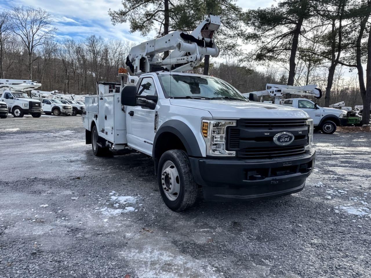 2019 Ford F550 4×4 Bucket Truck w/ Altec AT41M Boom (46 ft) - image 2
