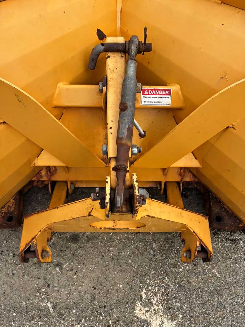 2012 MB Plow — photo 5
