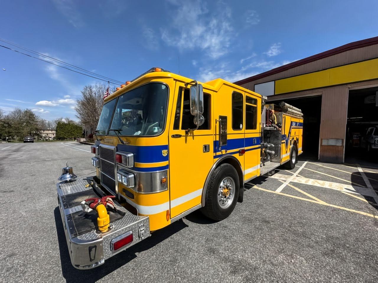 1997 Pierce Enforcer Pumper - image 1