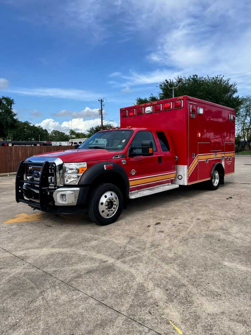 2014 REV Ford 4x4 Type I Ambulance