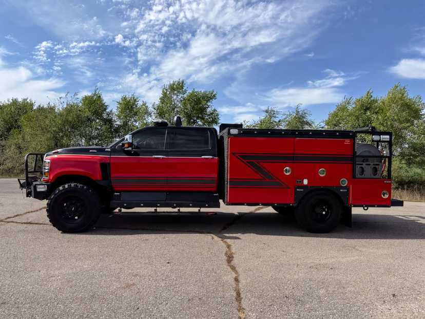 2022 Deep South International 4x4 Brush Truck — photo 3