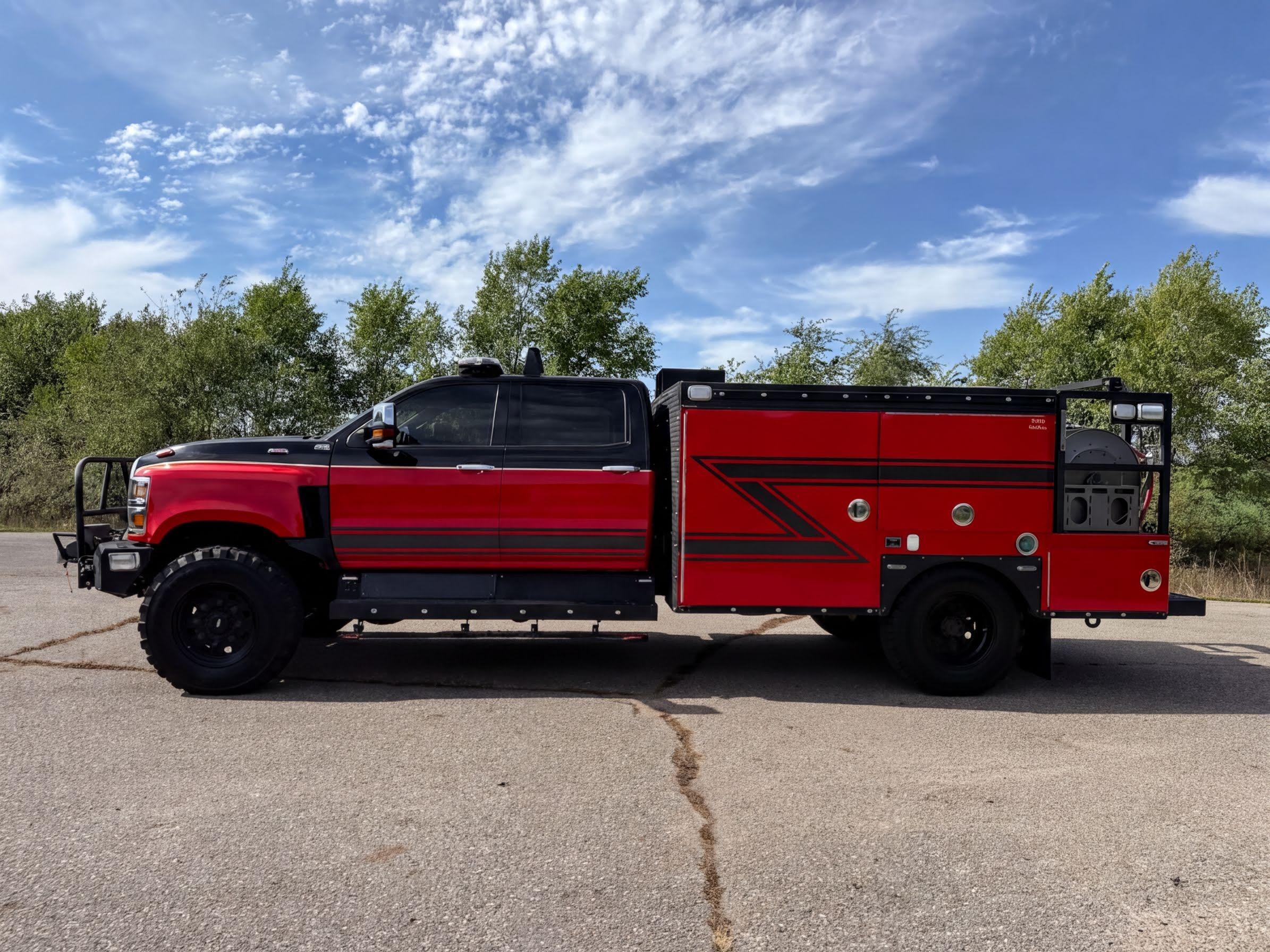 2022 Deep South International 4x4 Brush Truck - image 3