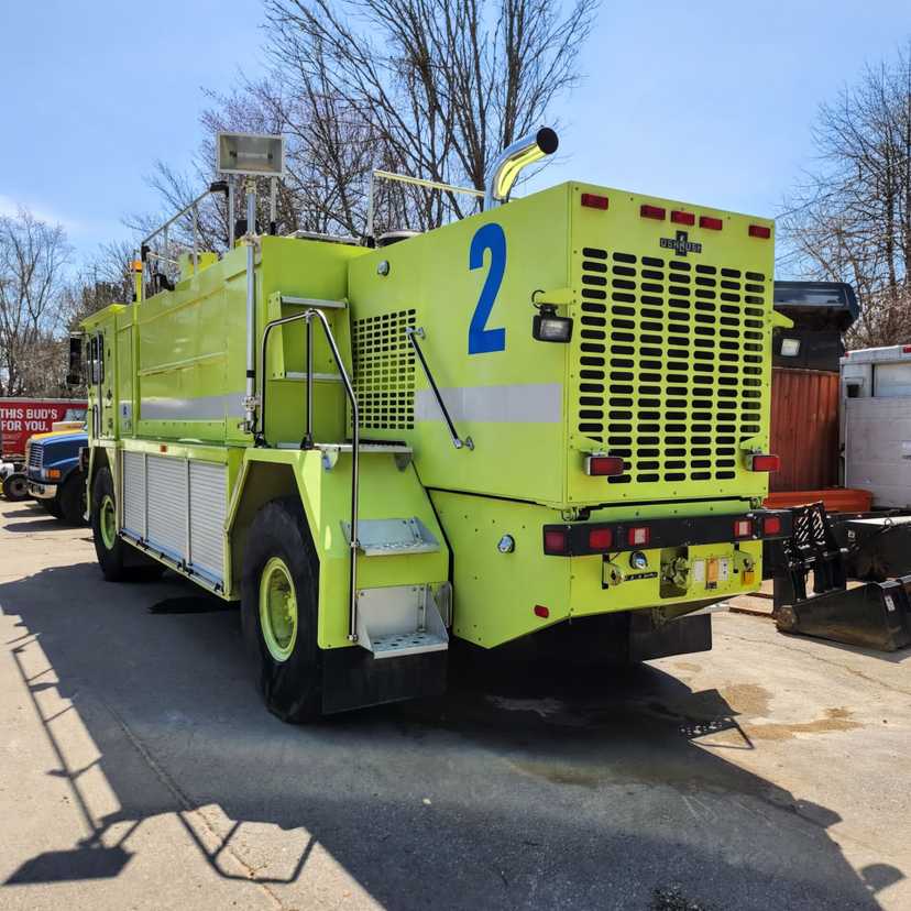 Oshkosh T1500 — photo 3