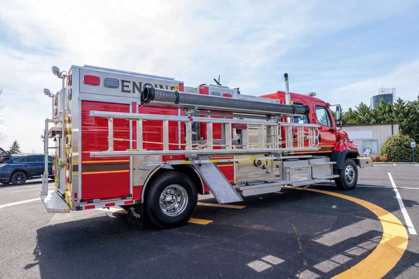 2025 Toyne Freightliner 4x4 Pumper — photo 5