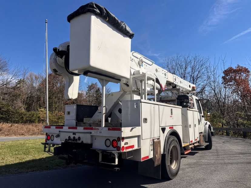 2014 Freightliner M2 Bucket Truck w/ Altec AM55E Boom (60 ft) — photo 5