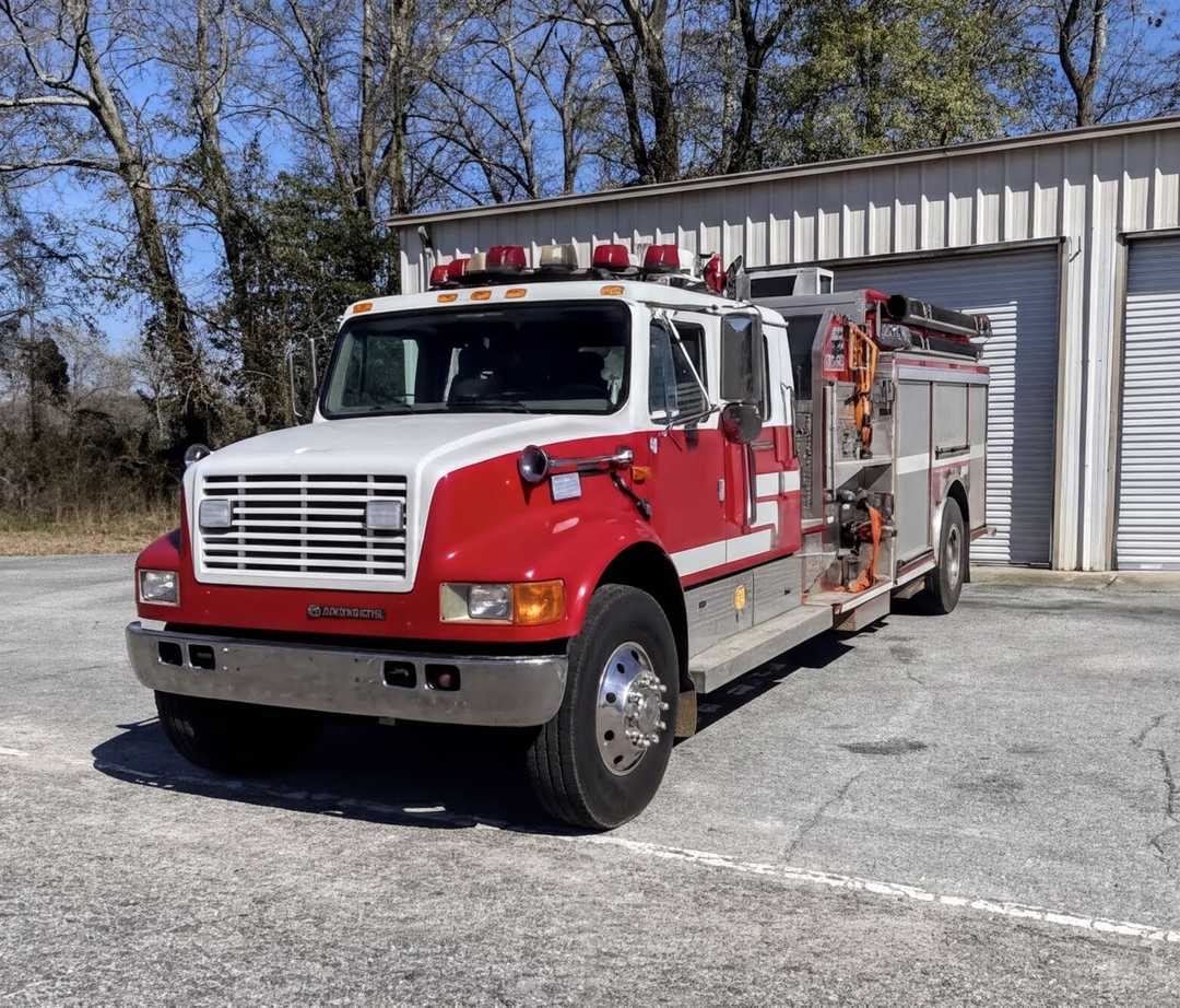 2002 E-One International Pumper