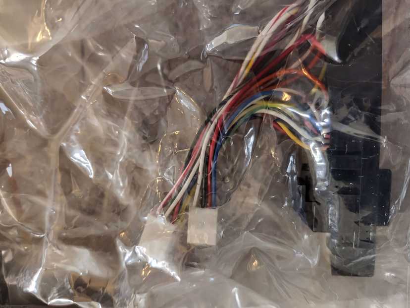 New old stock whelen parts — photo 2