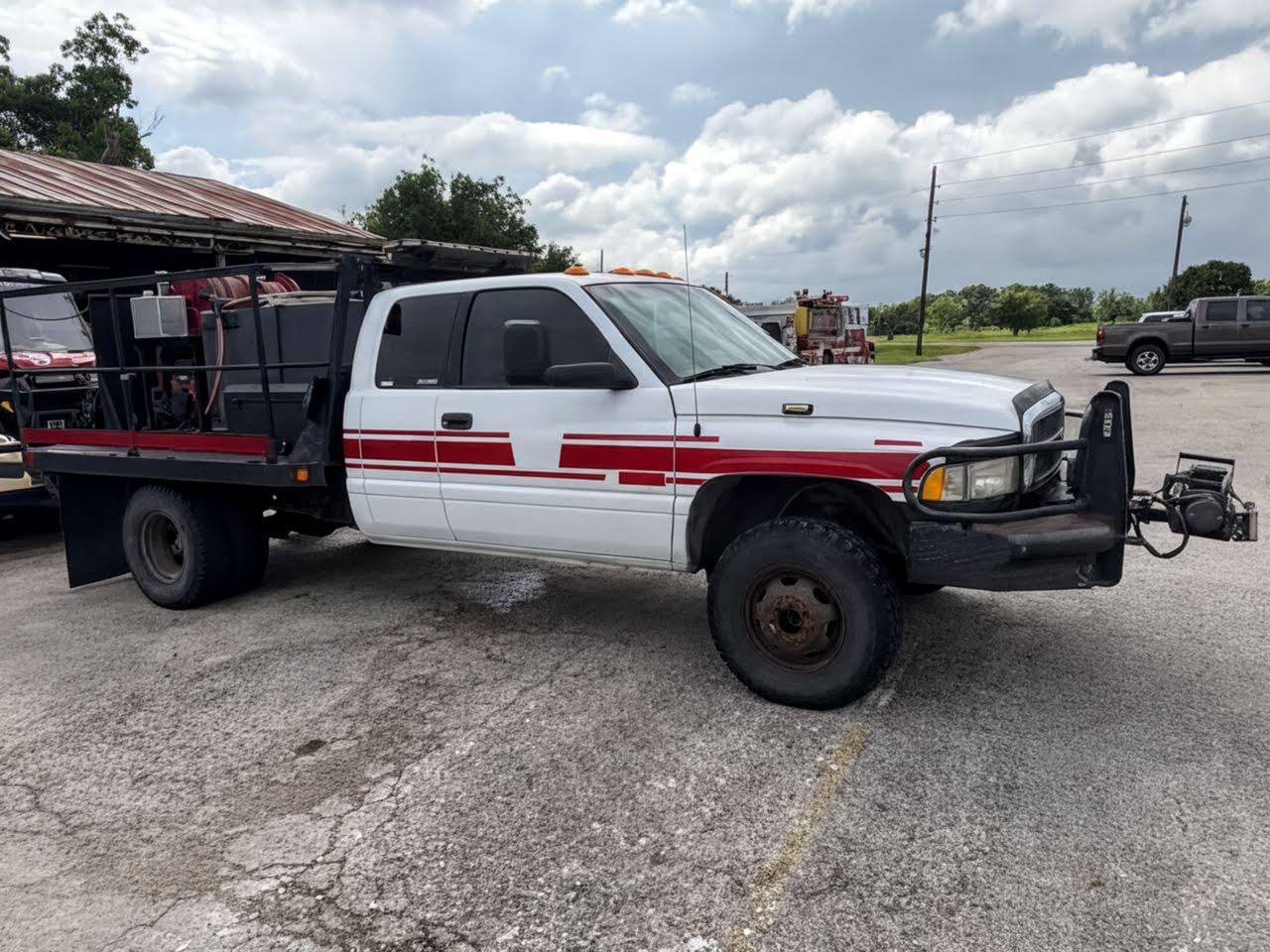 2001 Dodge 3500 4x4 Brush Truck - image 1