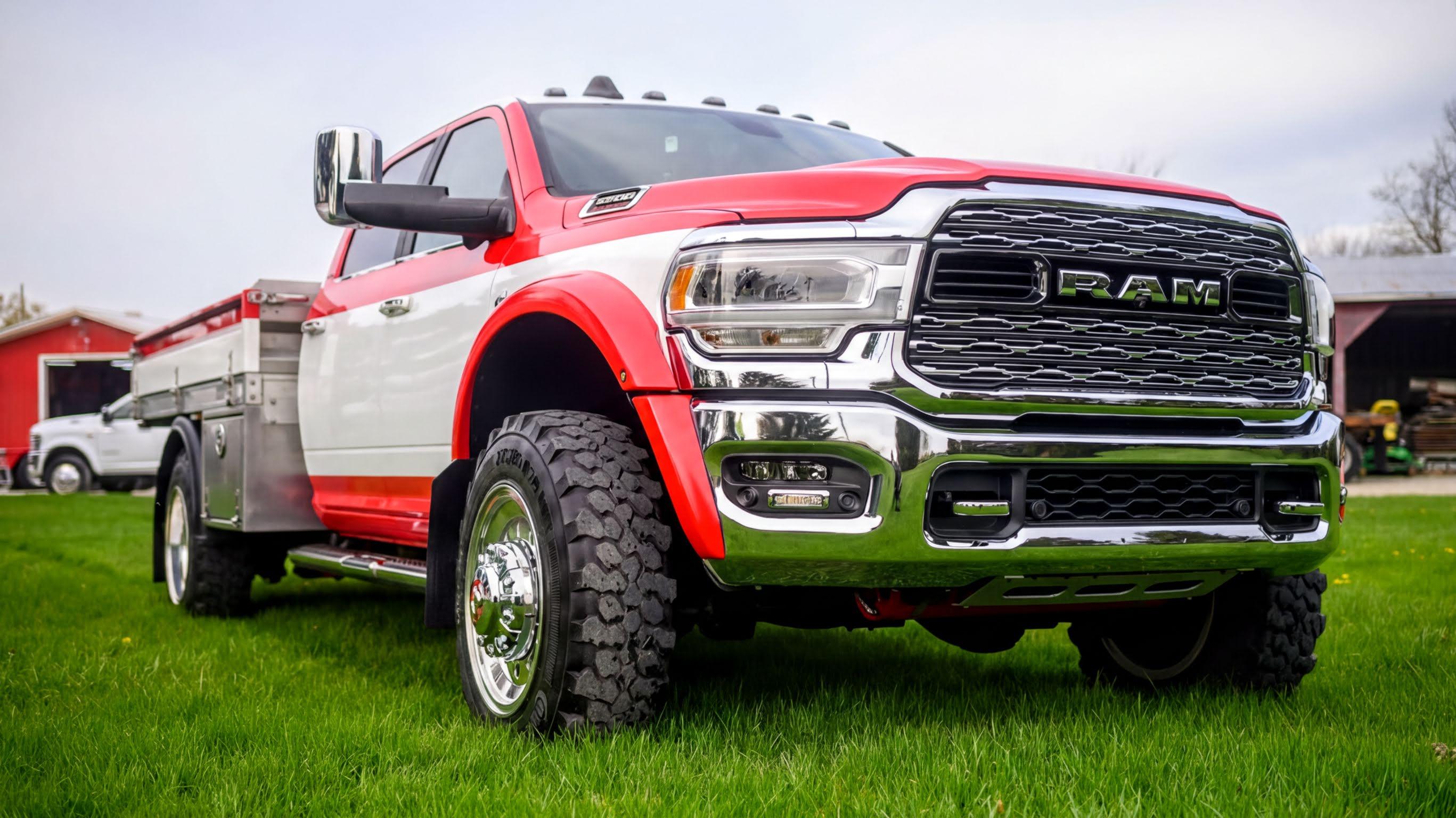 2022 Ram 5500 4x4 Brush Truck - image 1
