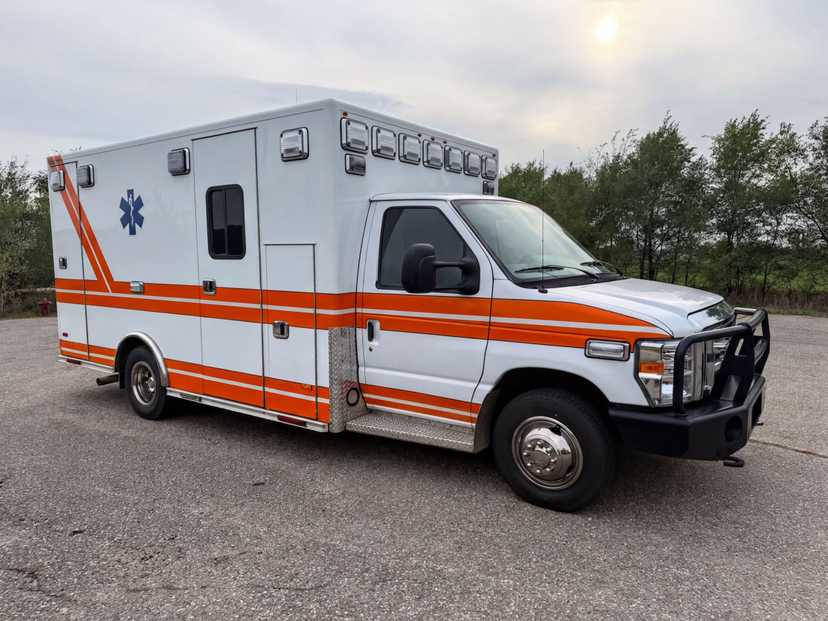 2021 PL-Custom Ford Type I Ambulance