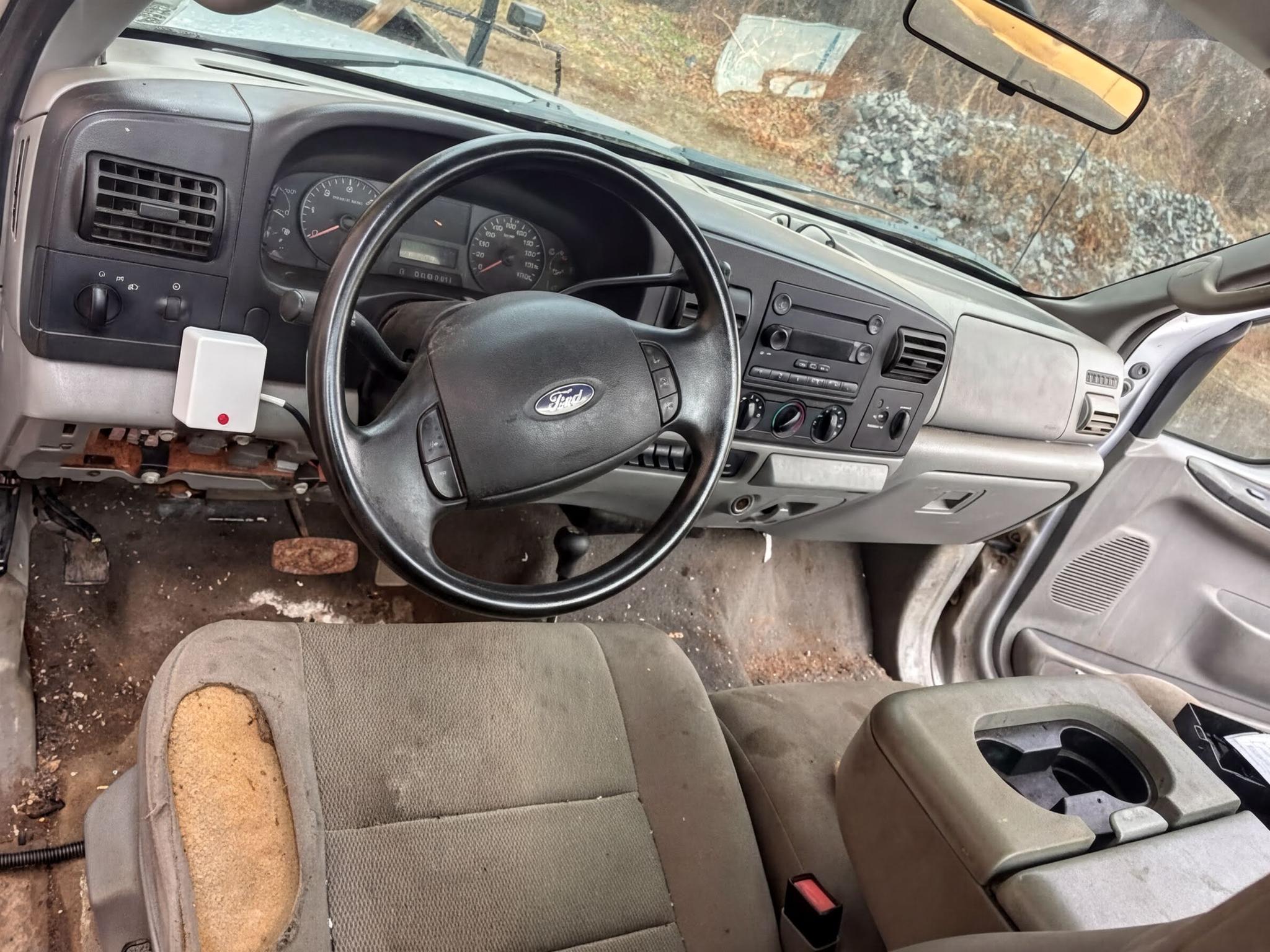 2006 Ford F-350 Super Duty cab & chassis, 4x4 - image 4