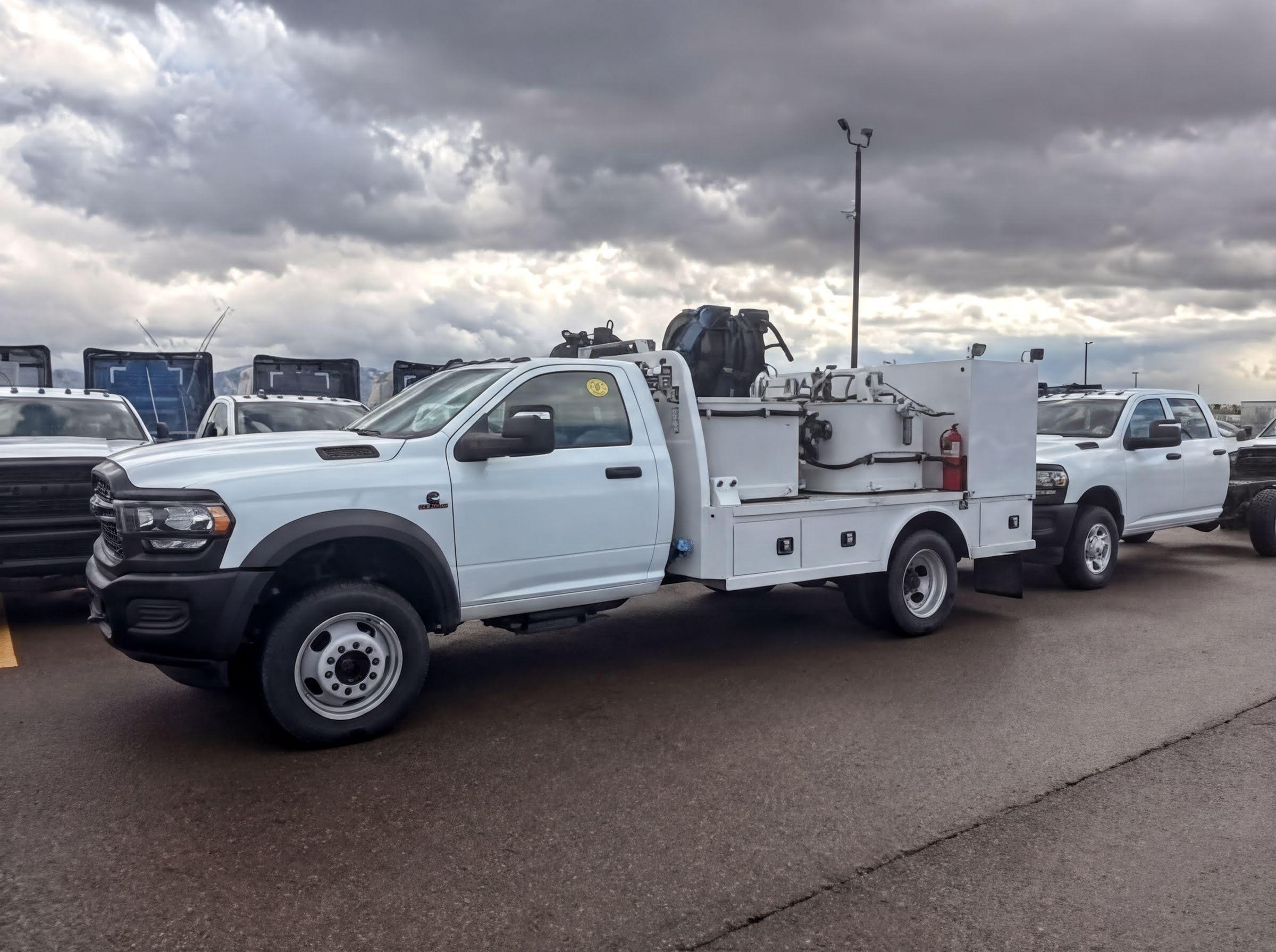 2024 Ram 5500 Regular Cab DRW 4x4 Knapheide Fuel Lube Truck - image 4