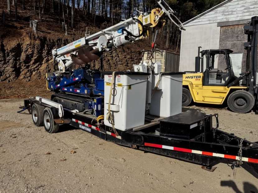 2016 Skylift Tracked Back Yard Carrier — photo 4