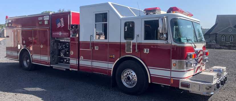 2001 Pierce Lance Rescue Pumper — photo 3