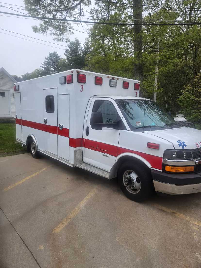 2013 Chevrolet G4500 Type III Ambulance