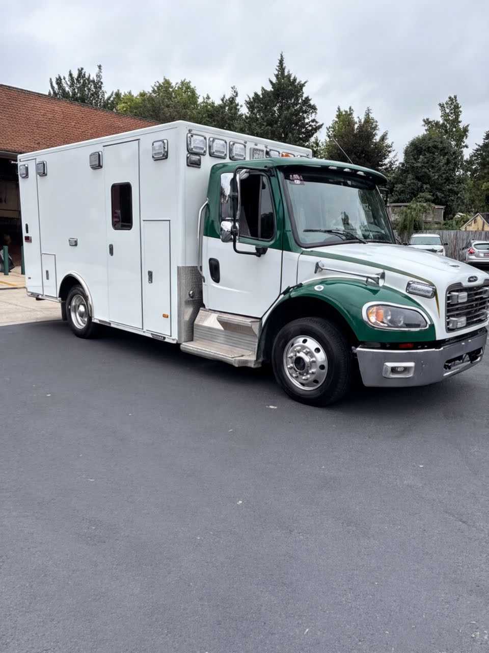 2019 PL-Custom Freightliner Type I Ambulance