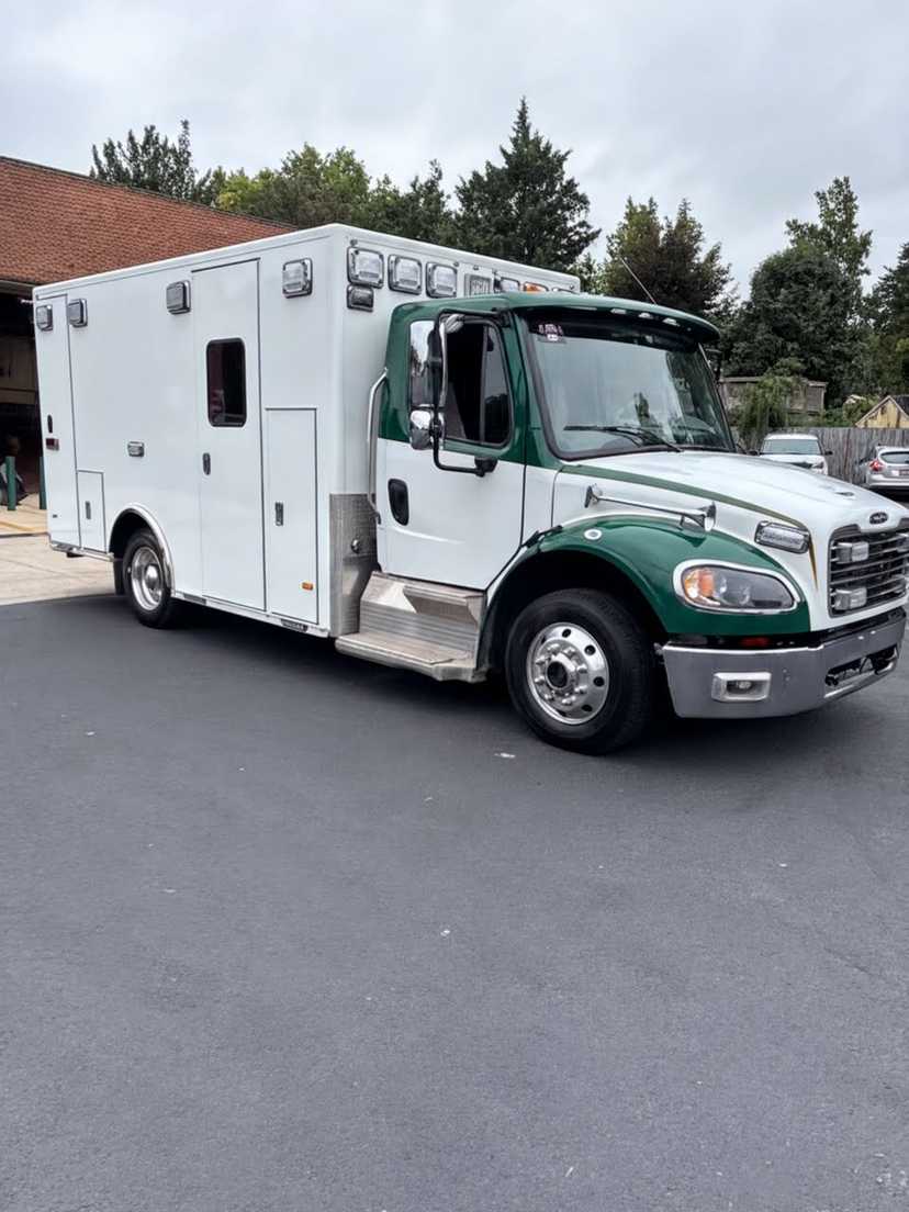 2019 PL-Custom Freightliner Type I Ambulance