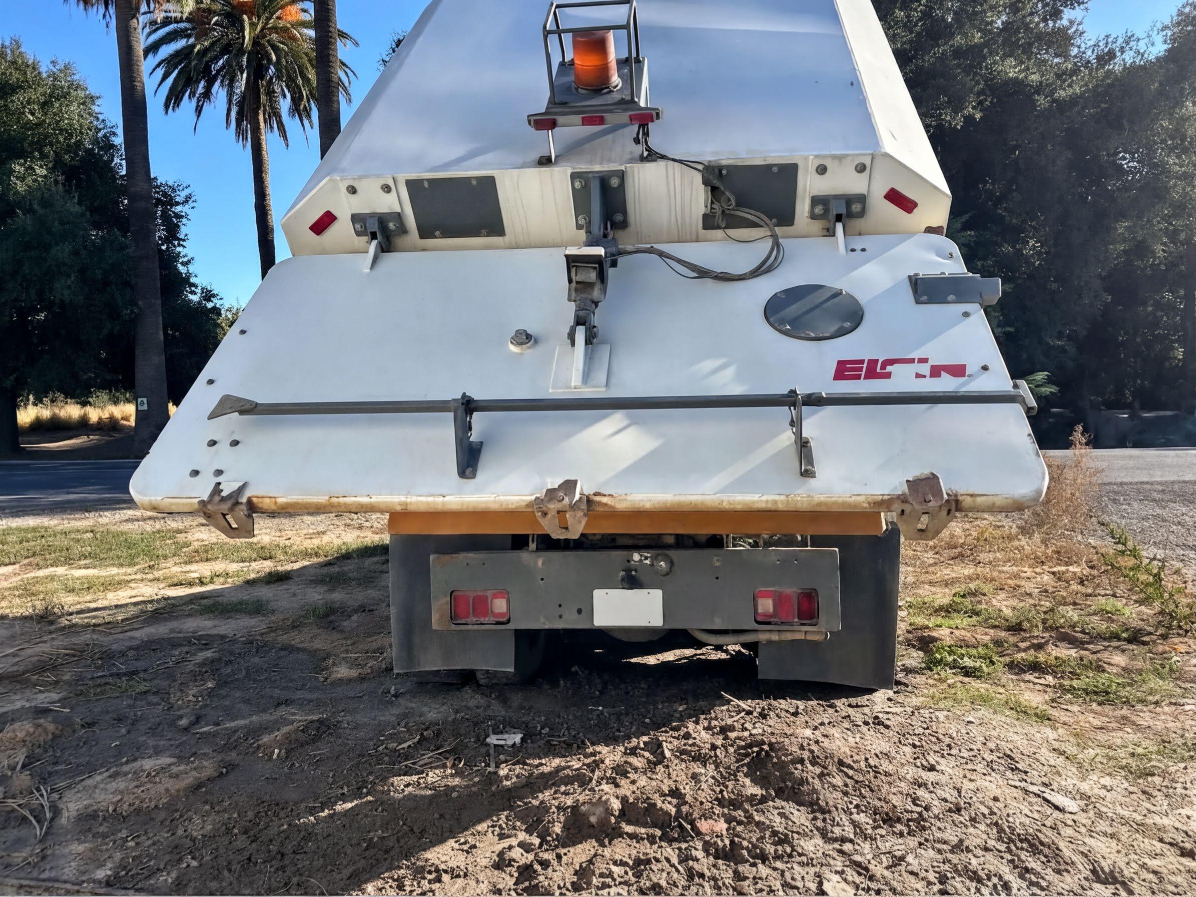 2015 Freightliner M2 106 Elgin Crosswind Street Sweeper - image 4