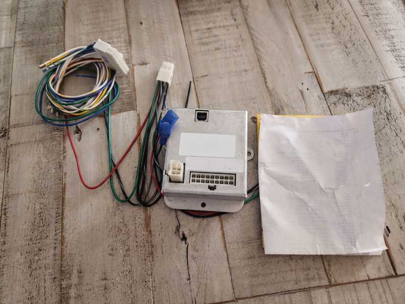 Whelen we can control box — photo 5