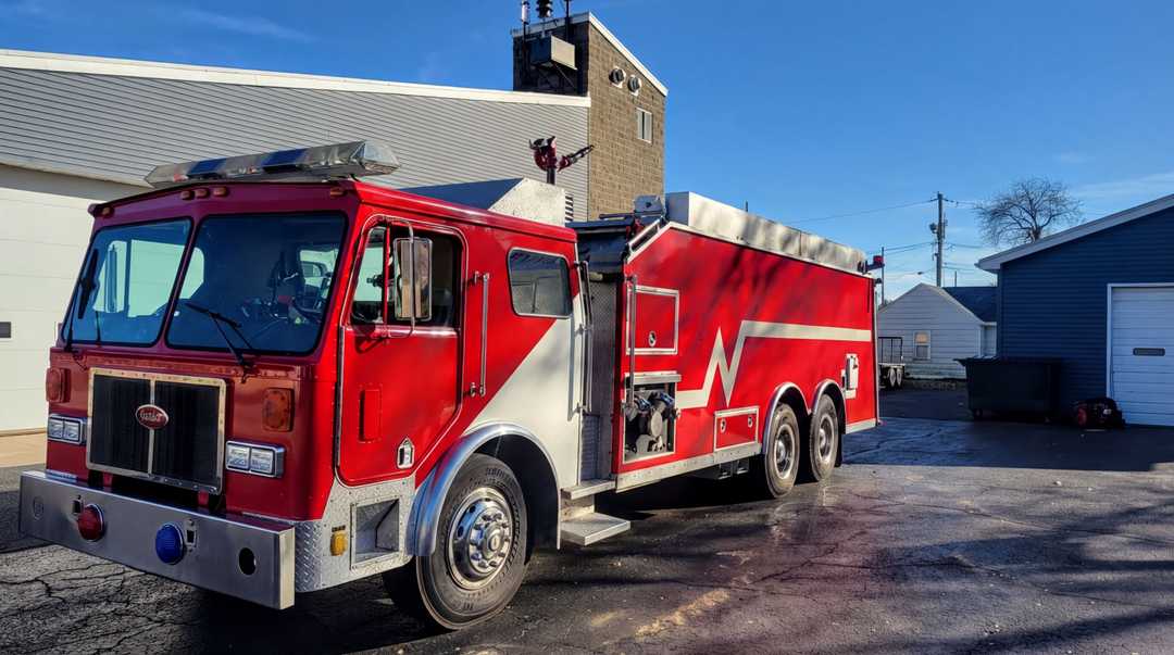 1988 Alexis Peterbilt Pumper Tanker