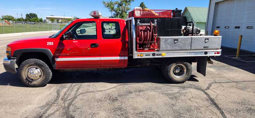 2004 GMC Brush Truck