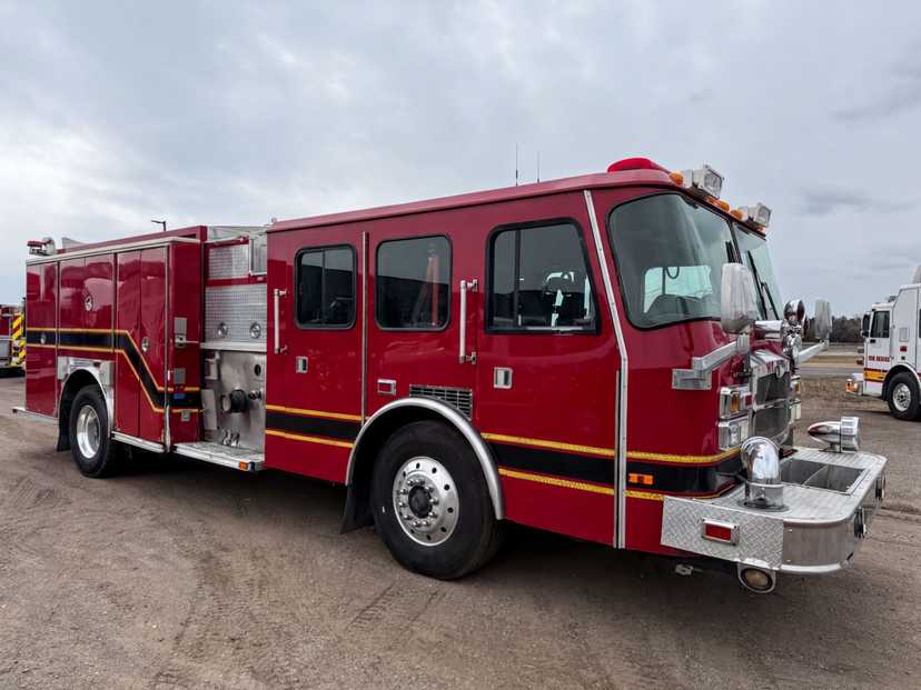 2005 E-One Pumper — photo 2