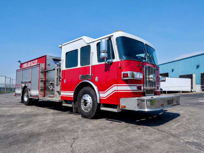2005 Sutphen Shield Pumper