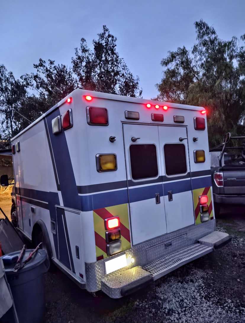 2006 Ford Type III Ambulance — photo 2