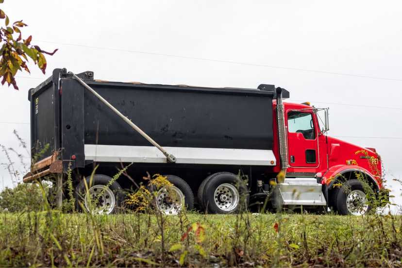 2014 Kenworth T880 Dump Truck — photo 4