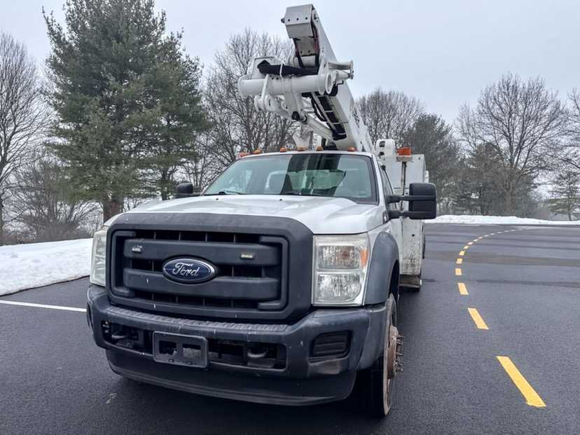 2016 Ford F550 Bucket Truck w/ Altec AT48S Boom (53 ft) — photo 2