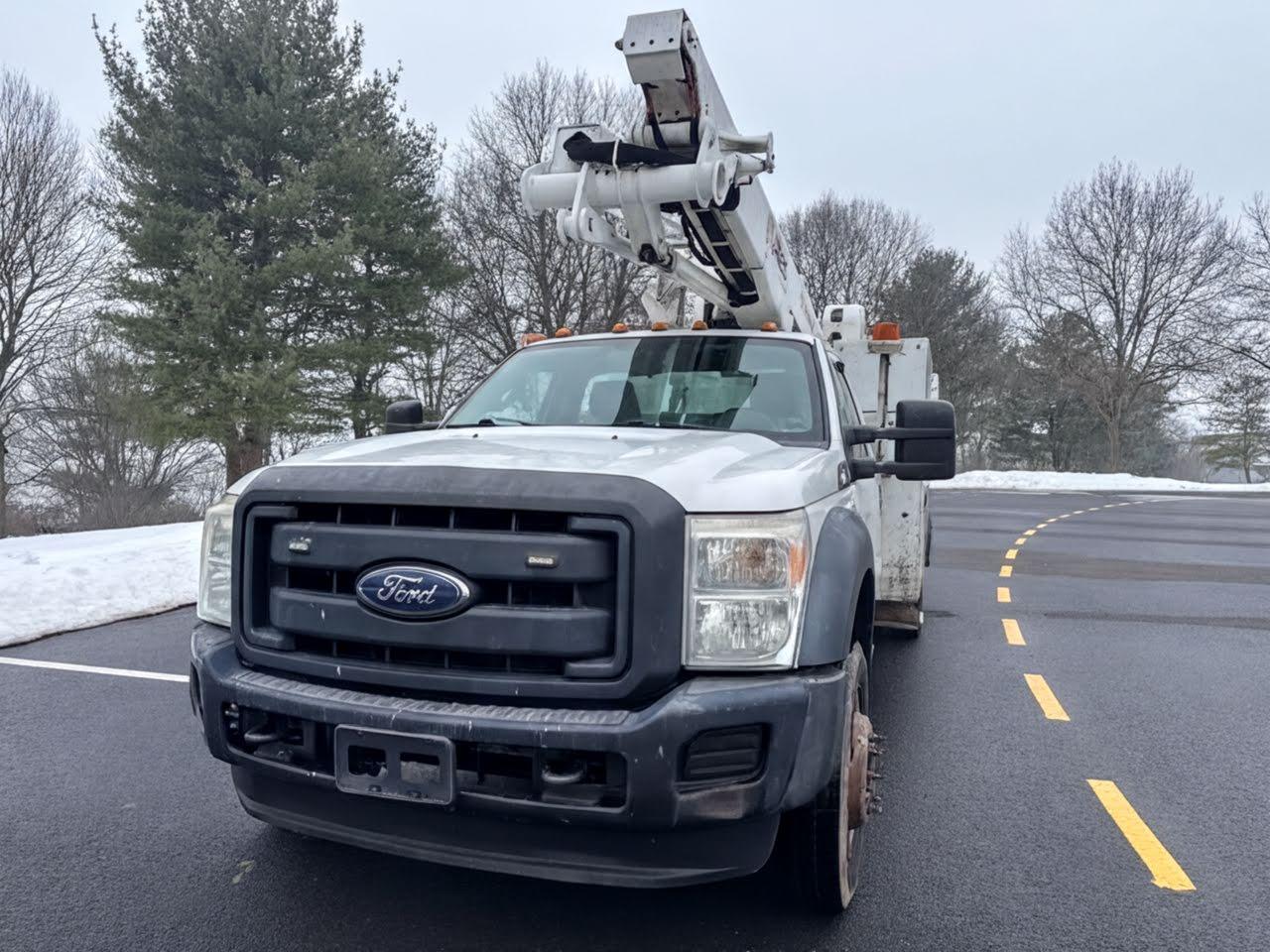 2016 Ford F550 Bucket Truck w/ Altec AT48S Boom (53 ft) - image 2