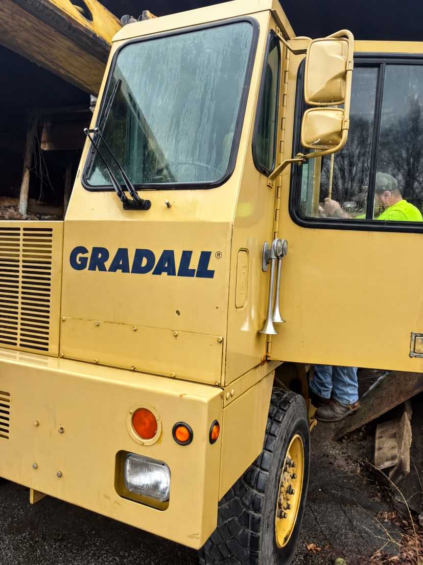 Gradall XL4100 Wheeled Excavator — photo 5