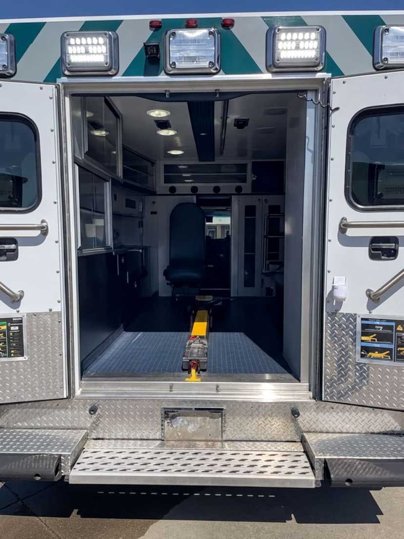 2022 Osage Ford Type III Ambulance — photo 5