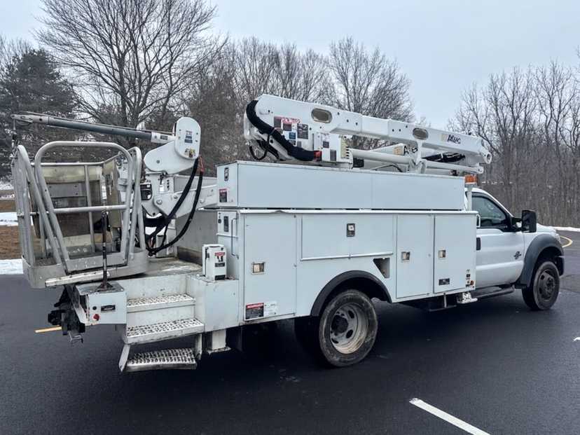 2016 Ford F550 Bucket Truck w/ Altec AT48S Boom (53 ft) — photo 5