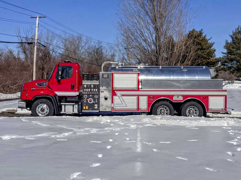2026 Firovac Freightliner Tanker — photo 2