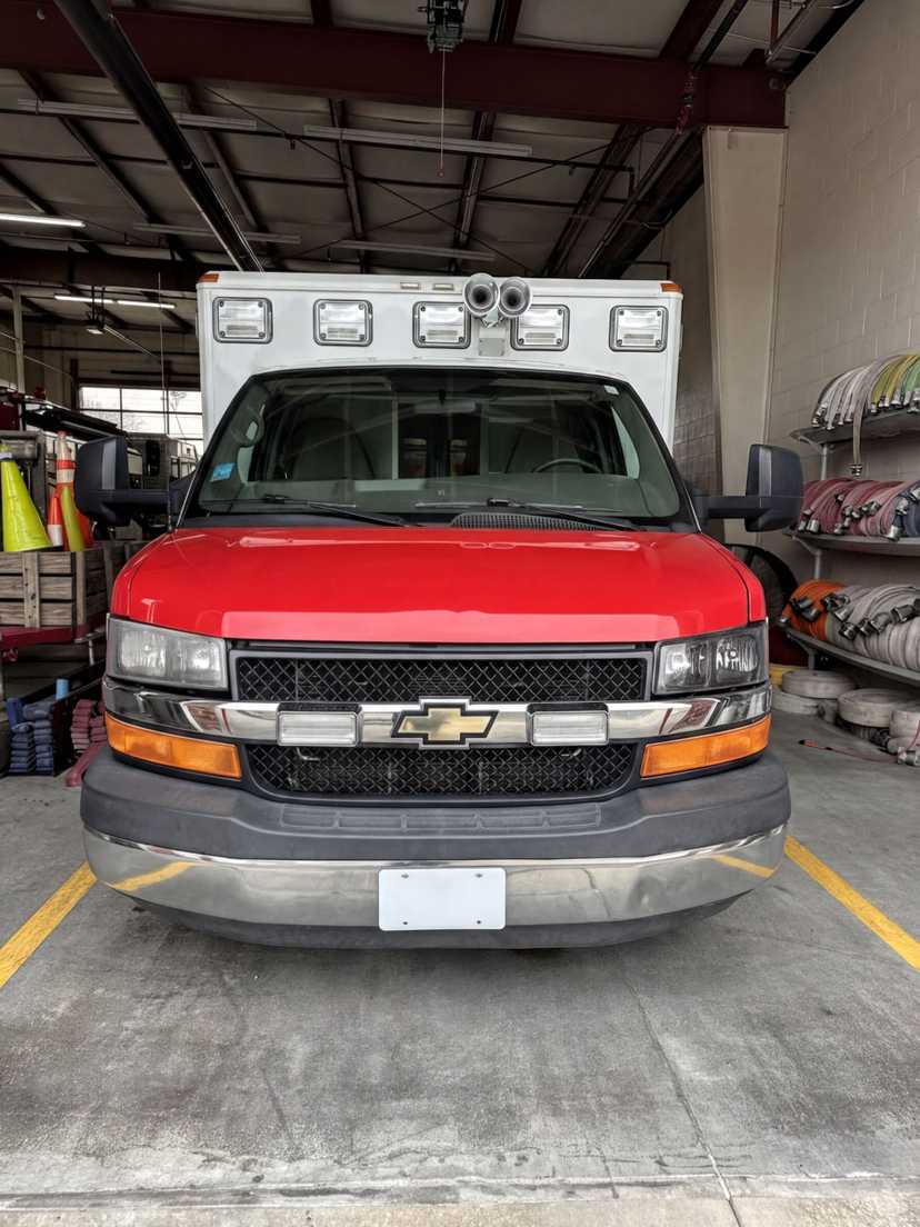 2014 Wheeled Coach Chevrolet Type I Ambulance — photo 2
