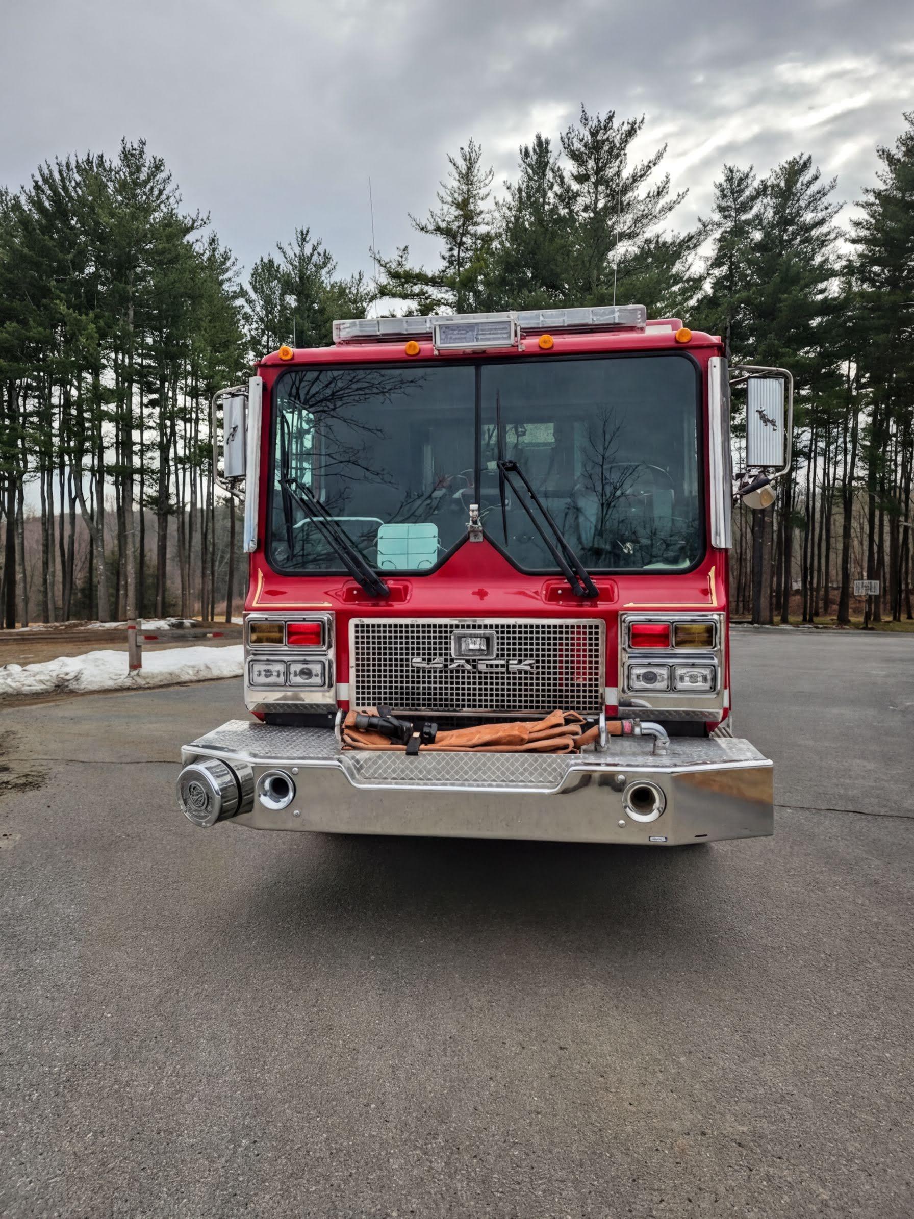 1999 Mack MR688P Pumper - image 2