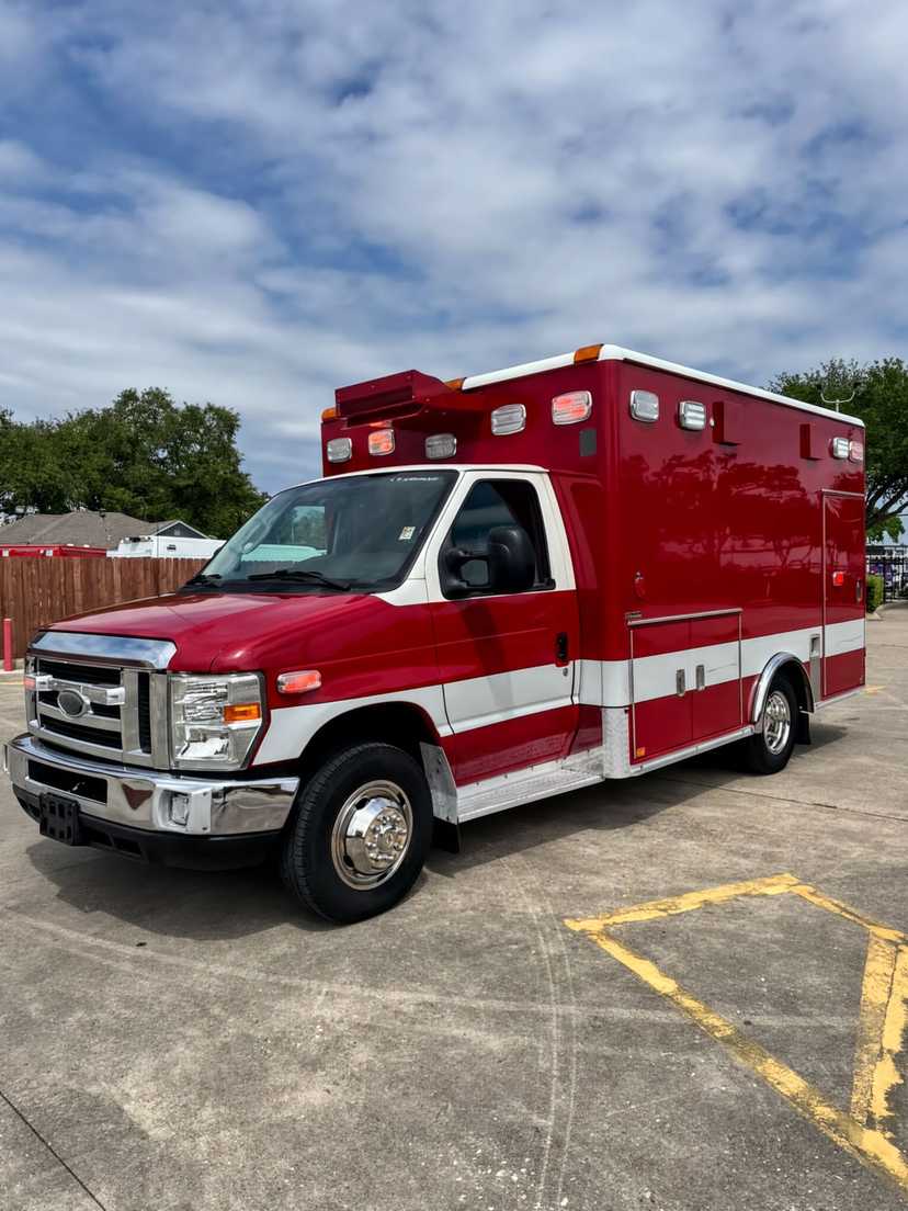 2015 Horton Ford Type III Ambulance