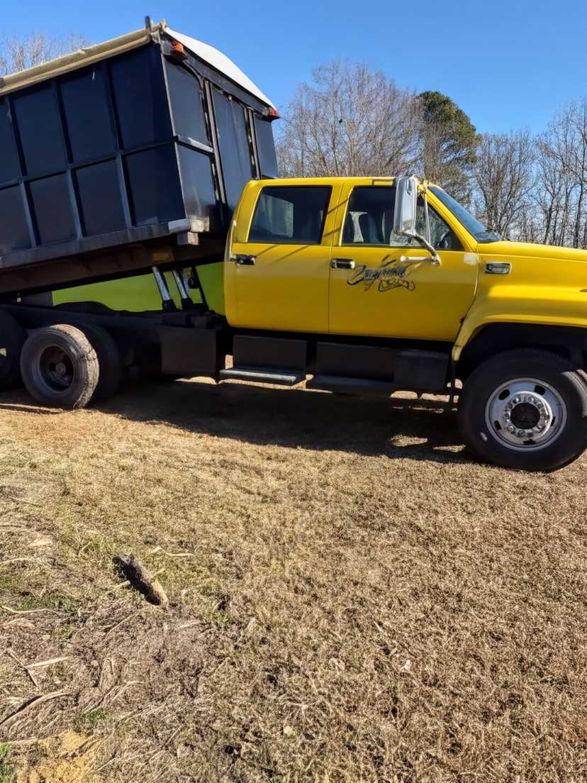 2002 GMC 7500C Dump Truck