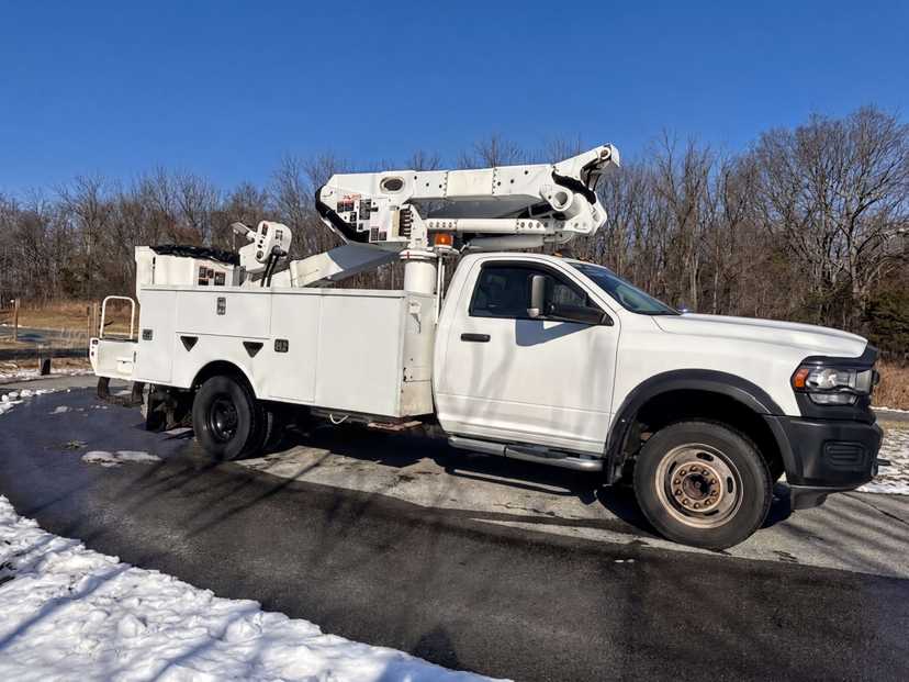 2019 Ram 5500 4x4 Bucket Truck w/ Altec AT41M Boom (46 ft) — photo 2