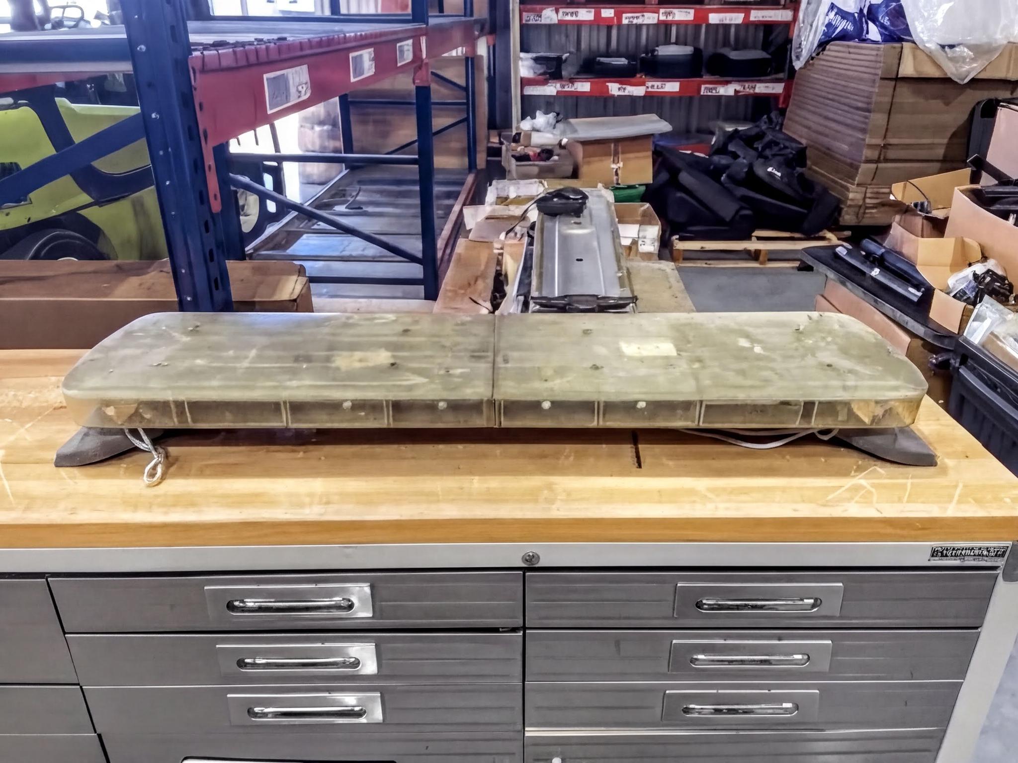 Pallet of Emergency Lighting - image 4