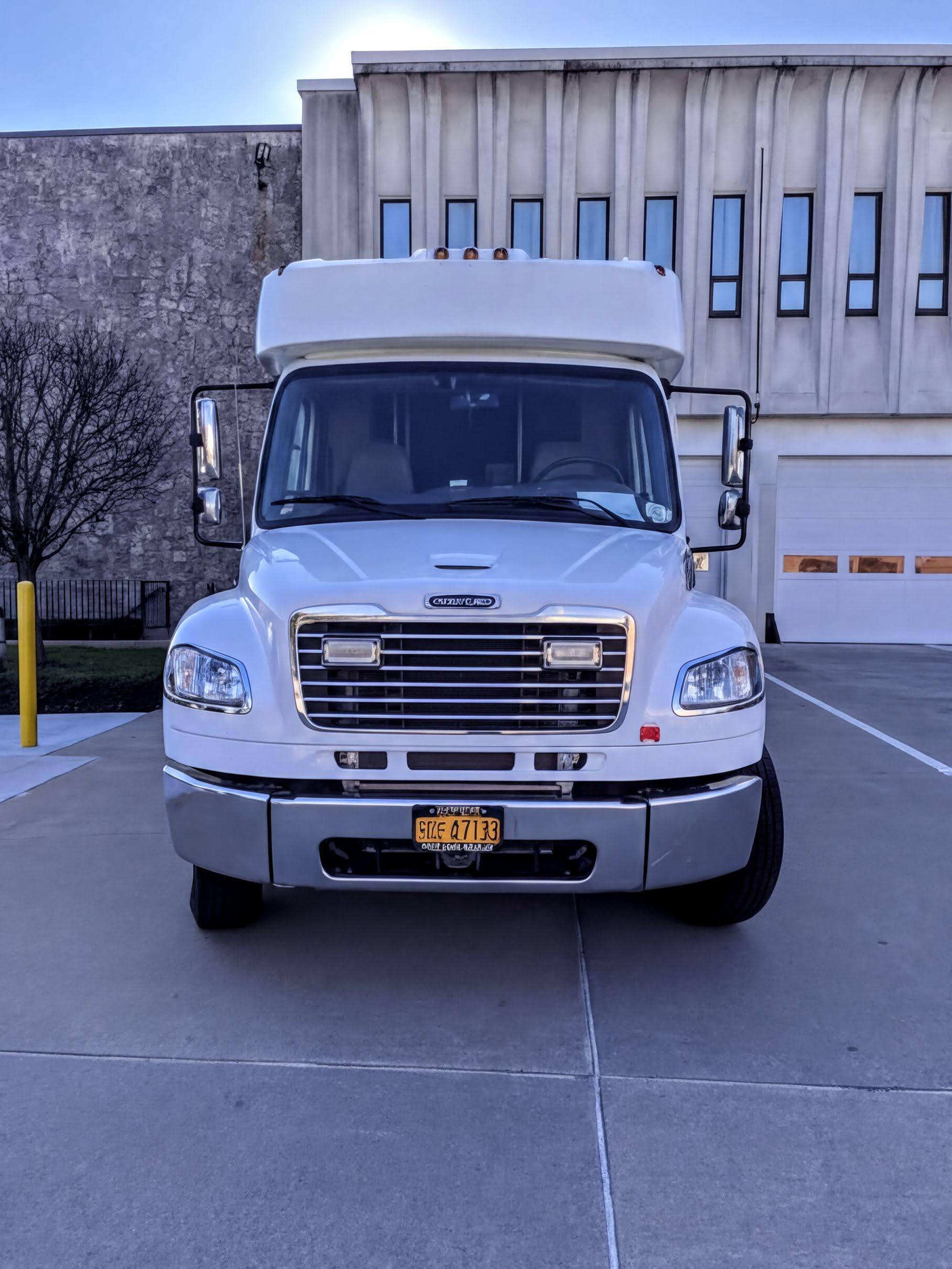 2013 Turtle Top Bus - image 1
