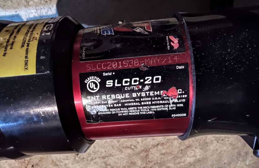 Legacy Dual-Hose TNT Rescue Tools - Yearly Serviced 3-4-2026 Will Break Up Set — photo 3