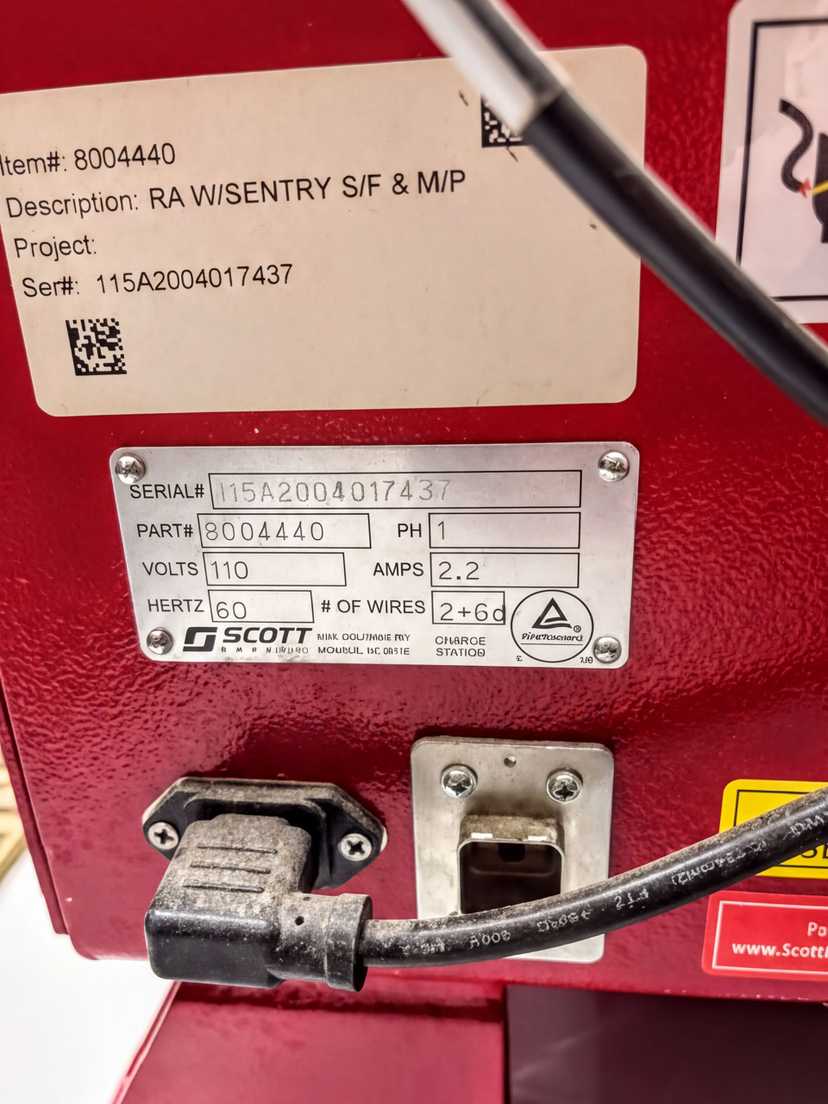 HushAir Connect 7500 Compressor and Revolve Air Connect Fill Station — photo 3