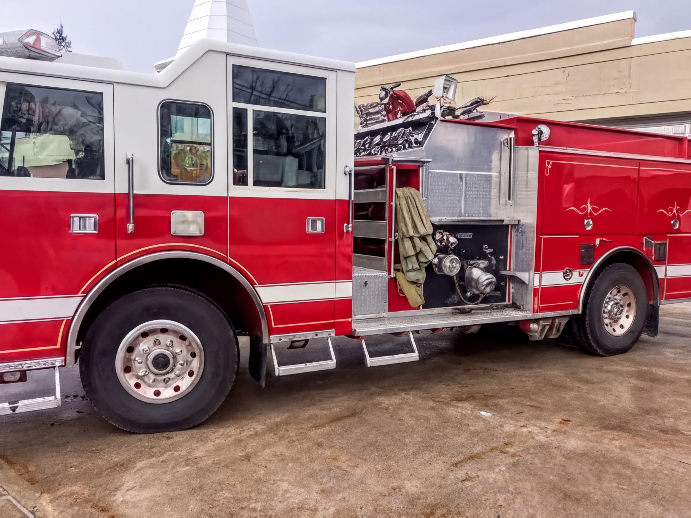 1995 Pierce Engine Pumper - image 3